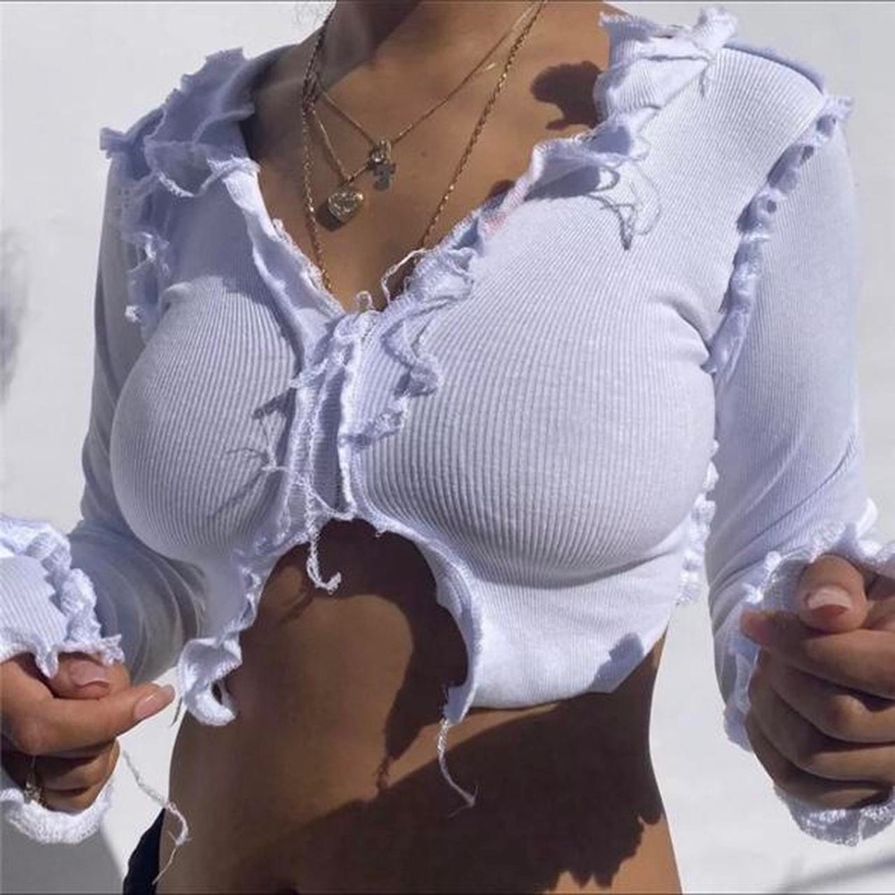 DISTRESSED WHITE CROP TOP